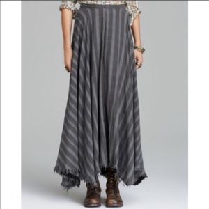 Edgy striped pocket skirt w/ raw handkerchief hem